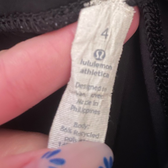 Lululemon shorts - Picture 3 of 3